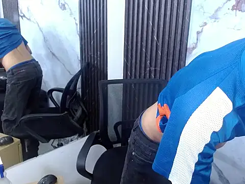 DaviidBuckx  online show from February 11, 2026, 5:40 am