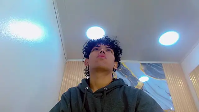 DaviidBuckx  online show from February 23, 2026, 2:46 am