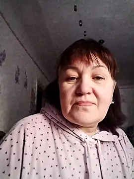 Snapshot of ViolaStar75 chatting on February 21, 2026, 4:47 am ViolaStar75 online show from February 21, 2026, 4:47 am