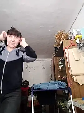 Snapshot of ViolaStar75 chatting on February 24, 2026, 9:10 am ViolaStar75 online show from February 24, 2026, 9:10 am