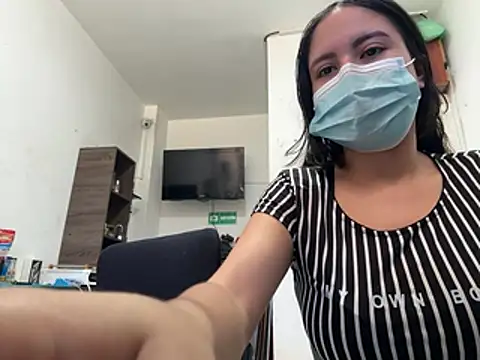 two cam latin online show from February 21, 2026, 5:37 pm