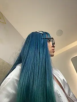 Nioki  online show from March 18, 2026, 4:59 am