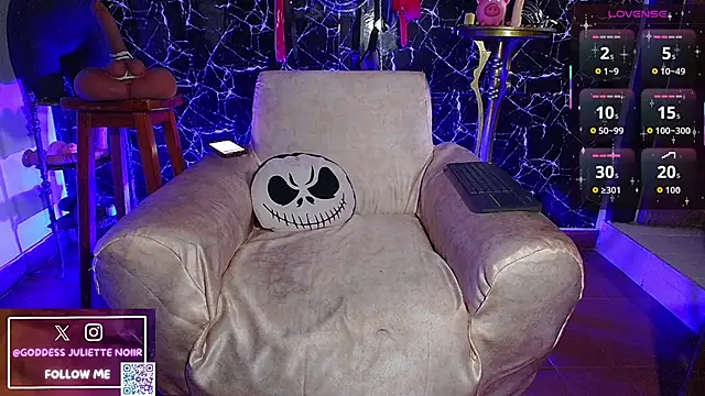 GoddessJulietteNoiir online show from April 11, 2026, 11:14 am