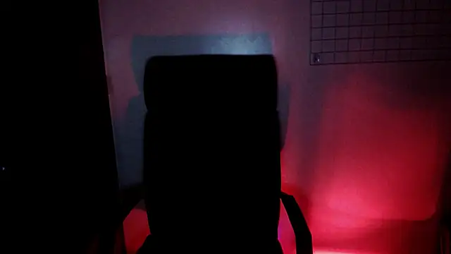 Snapshot of goddess_athena69 chatting on April 1, 2026, 1:41 am goddess athena69 online show from April 1, 2026, 1:41 am