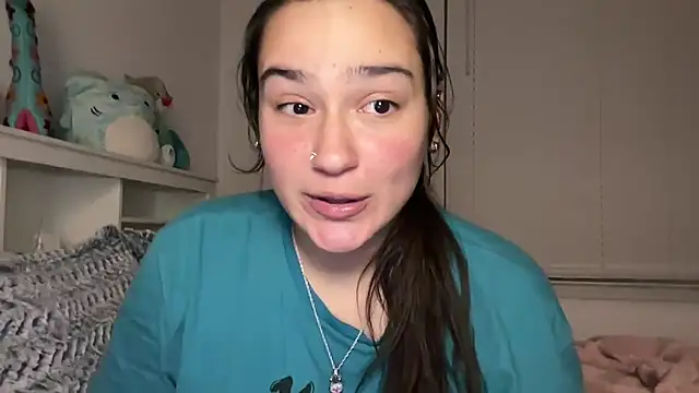 anitayurmoniii online show from March 20, 2026, 4:35 am