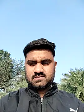 loyalboy 0052 online show from February 12, 2026, 3:06 am