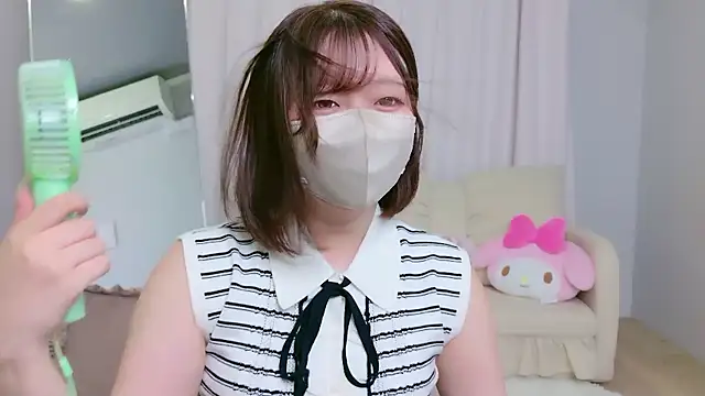 Snapshot of Saki_chanF chatting on July 20, 2026, 8:11 am Saki chanF online show from July 20, 2026, 8:11 am