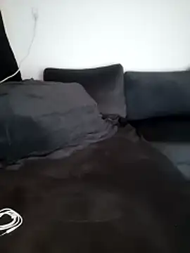 Snapshot of AkuManis chatting on February 15, 2026, 8:41 pm AkuManis online show from February 15, 2026, 8:41 pm