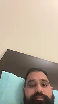 beerboy2222 online show from April 5, 2026, 8:10 am