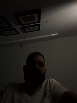 beerboy2222 online show from July 5, 2026, 8:54 am