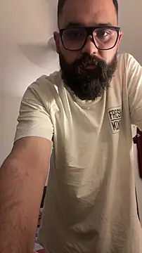 beerboy2222 online show from May 29, 2026, 6:14 pm