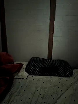 Minak-xika online show from March 7, 2026, 1:01 am