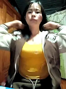 Minak-xika online show from February 10, 2026, 10:31 pm