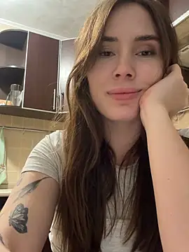 Arielle Vade online show from May 8, 2026, 6:23 pm