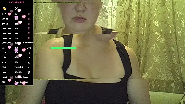 CurvyWild Lady30 online show from July 25, 2026, 8:15 pm