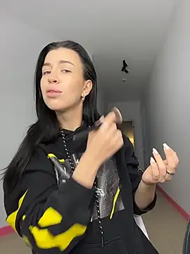 Snapshot of Aurora_404 chatting on April 4, 2026, 6:42 am Aurora 404 online show from April 4, 2026, 6:42 am