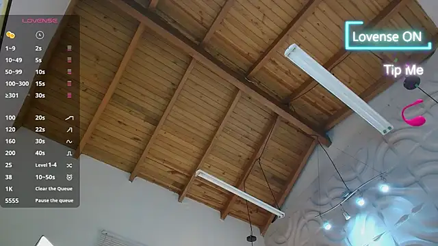 sophieBlair  online show from April 10, 2026, 7:10 pm