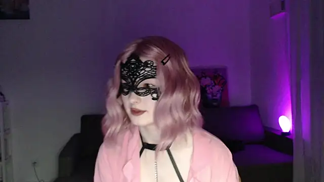 Snapshot of LunaXcherry chatting on February 26, 2026, 5:13 pm LunaXcherry online show from February 26, 2026, 5:13 pm