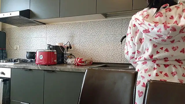 Sofimoon26 online show from February 12, 2026, 10:04 am