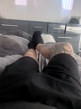 Snapshot of dave32000 chatting on February 21, 2026, 2:41 pm dave32000 online show from February 21, 2026, 2:41 pm