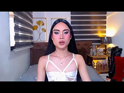 JuicyCockThea online show from May 8, 2026, 12:58 am