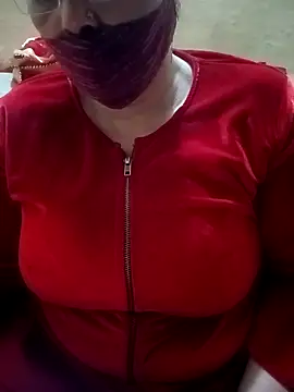 Simran 008 online show from February 15, 2026, 9:03 pm