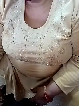 Simran 008 online show from February 14, 2026, 9:42 am