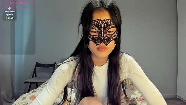 HelenBlazeTrt online show from May 31, 2026, 2:06 am