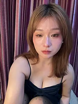 Snapshot of A-cola chatting on April 3, 2026, 5:41 pm A-cola online show from April 3, 2026, 5:41 pm