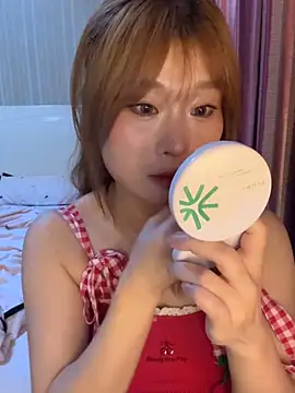 Snapshot of A-cola chatting on April 15, 2026, 4:40 am A-cola online show from April 15, 2026, 4:40 am