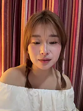 Snapshot of A-cola chatting on March 18, 2026, 5:36 pm A-cola online show from March 18, 2026, 5:36 pm