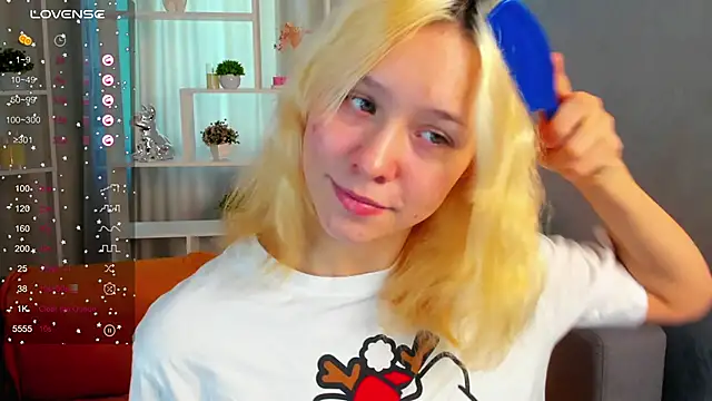 Snapshot of EmilyTrase chatting on March 14, 2026, 1:11 am EmilyTrase online show from March 14, 2026, 1:11 am