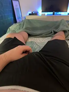 Thomascrtz online show from April 23, 2026, 6:53 pm