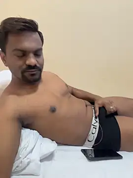 Snapshot of bhagihero chatting on February 15, 2026, 7:51 am bhagihero online show from February 15, 2026, 7:51 am