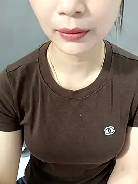 -Dumi- online show from April 17, 2026, 1:41 am