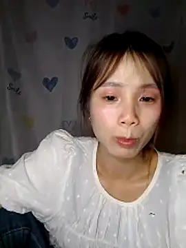 Snapshot of -Bada- chatting on April 15, 2026, 6:30 am -Bada- online show from April 15, 2026, 6:30 am