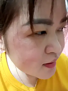 Snapshot of Kee-kimlee chatting on February 14, 2026, 2:12 am Kee-kimlee online show from February 14, 2026, 2:12 am