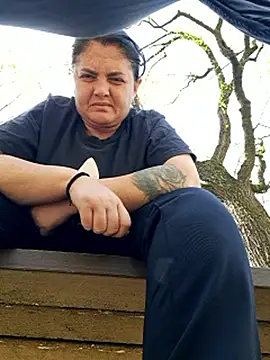 Snapshot of Sony28v chatting on April 4, 2026, 12:12 pm Sony28v online show from April 4, 2026, 12:12 pm