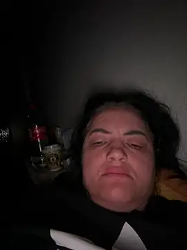 Snapshot of Sony28v chatting on April 4, 2026, 12:06 am Sony28v online show from April 4, 2026, 12:06 am