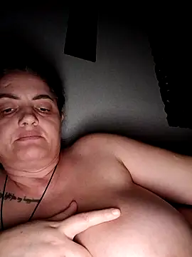 Snapshot of Sony28v chatting on March 5, 2026, 5:42 pm Sony28v online show from March 5, 2026, 5:42 pm