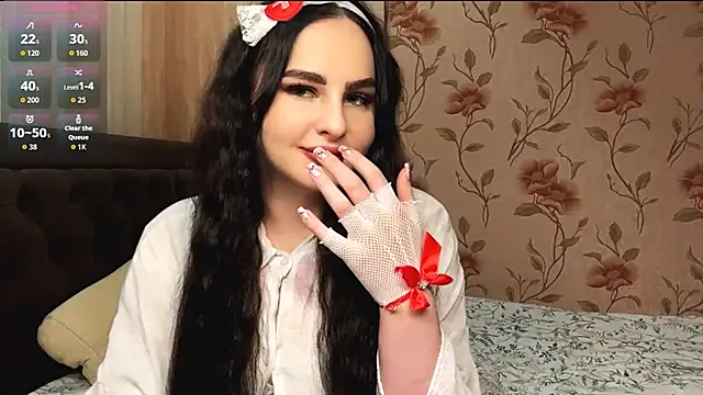 Snapshot of charmybae chatting on February 19, 2026, 4:04 pm charmybae online show from February 19, 2026, 4:04 pm