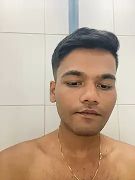 Dazzling dude online show from April 8, 2026, 6:42 pm