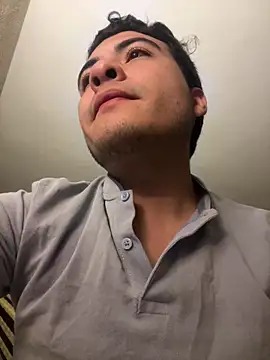 Snapshot of PeterParker99 chatting on February 15, 2026, 6:36 am PeterParker99 online show from February 15, 2026, 6:36 am