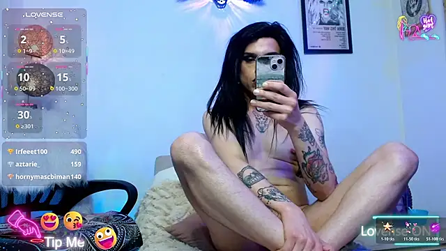 DanniHotBoy02 online show from May 18, 2026, 4:07 am