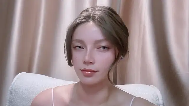 Snapshot of audience114 chatting on February 17, 2026, 12:24 pm audience114 online show from February 17, 2026, 12:24 pm