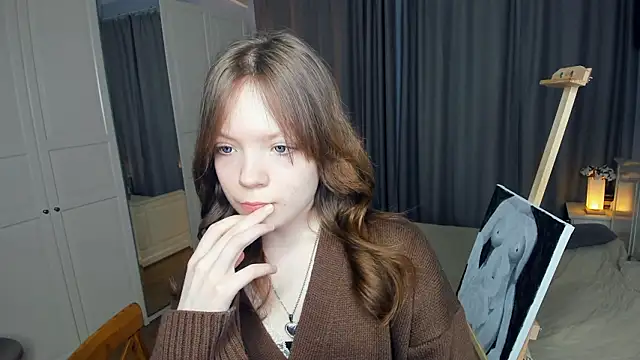 Snapshot of LavenderMitten chatting on February 28, 2026, 5:18 am LavenderMitten online show from February 28, 2026, 5:18 am