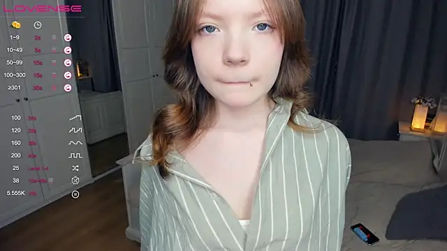 LavenderMitten online show from March 29, 2026, 5:53 am