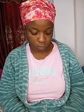 YummyBoobs  online show from July 28, 2026, 5:15 am