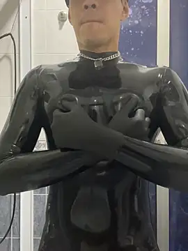 RubberGummi online show from February 11, 2026, 3:23 pm