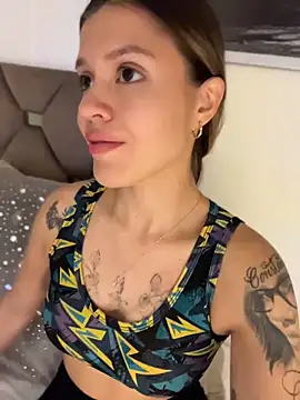 GabrielaS  online show from May 27, 2026, 10:39 pm